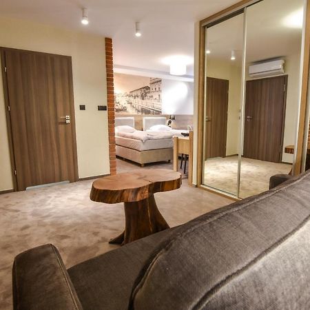 Strzelnica Hotel I Restauracja Старогард-Гданьский Экстерьер фото